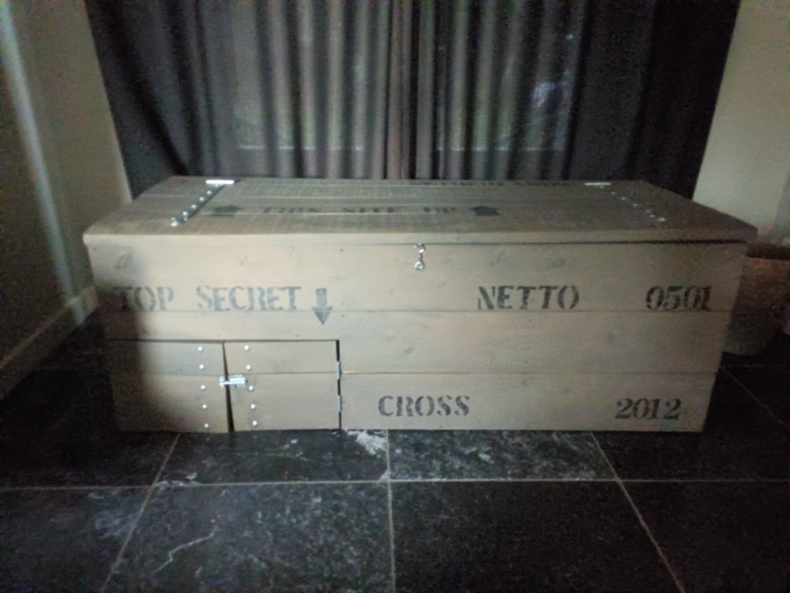 Opberg/ speelgoedkist 170x69x60 cm, Ophalen, 50 – 75, Zo goed als nieuw, 150 tot 200 cm