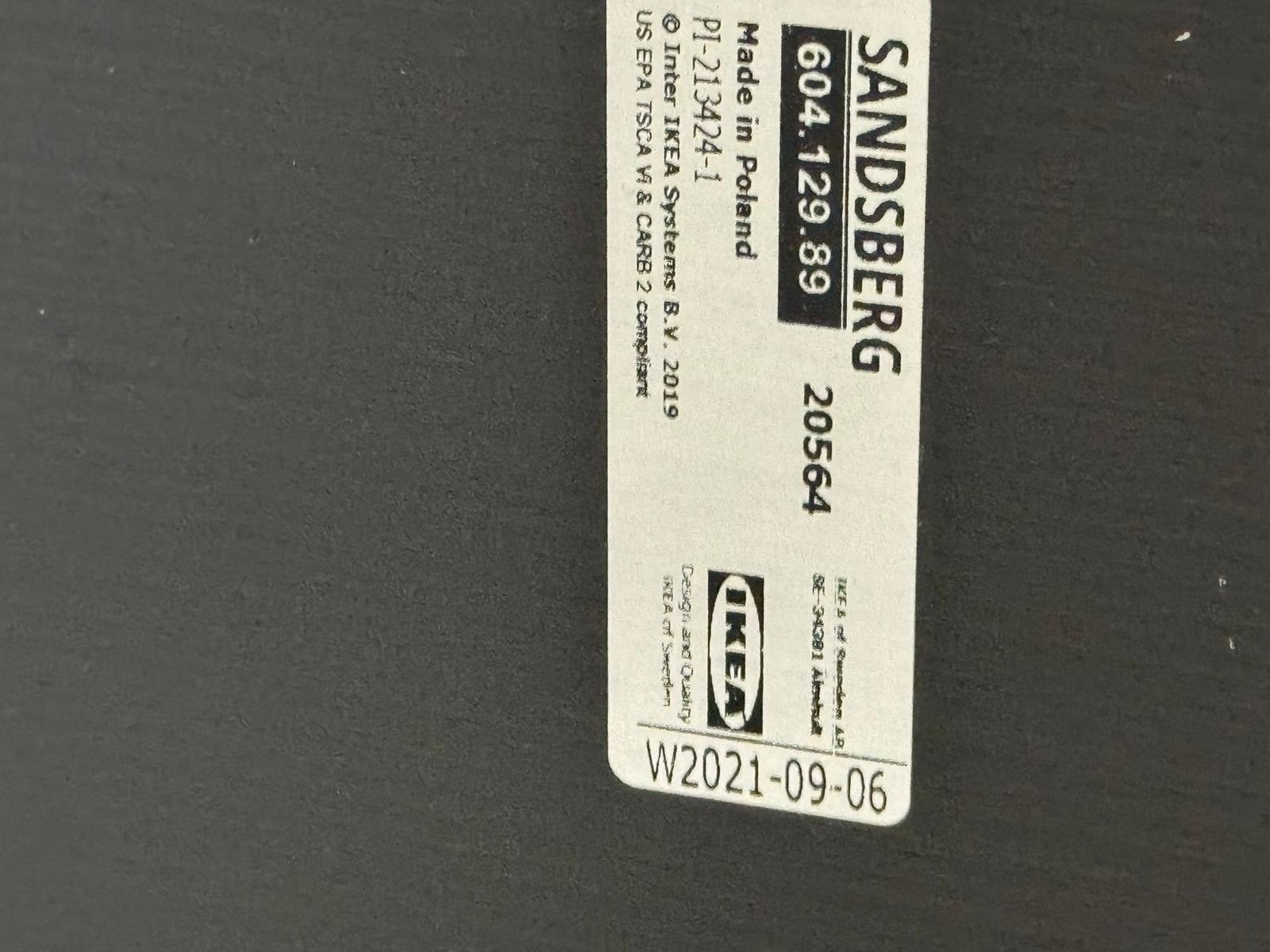 IKEA SANDSBERG eettafel - Compact en stijlvol, Ophalen, 50 tot 100 cm, Vierkant, Tot twee personen