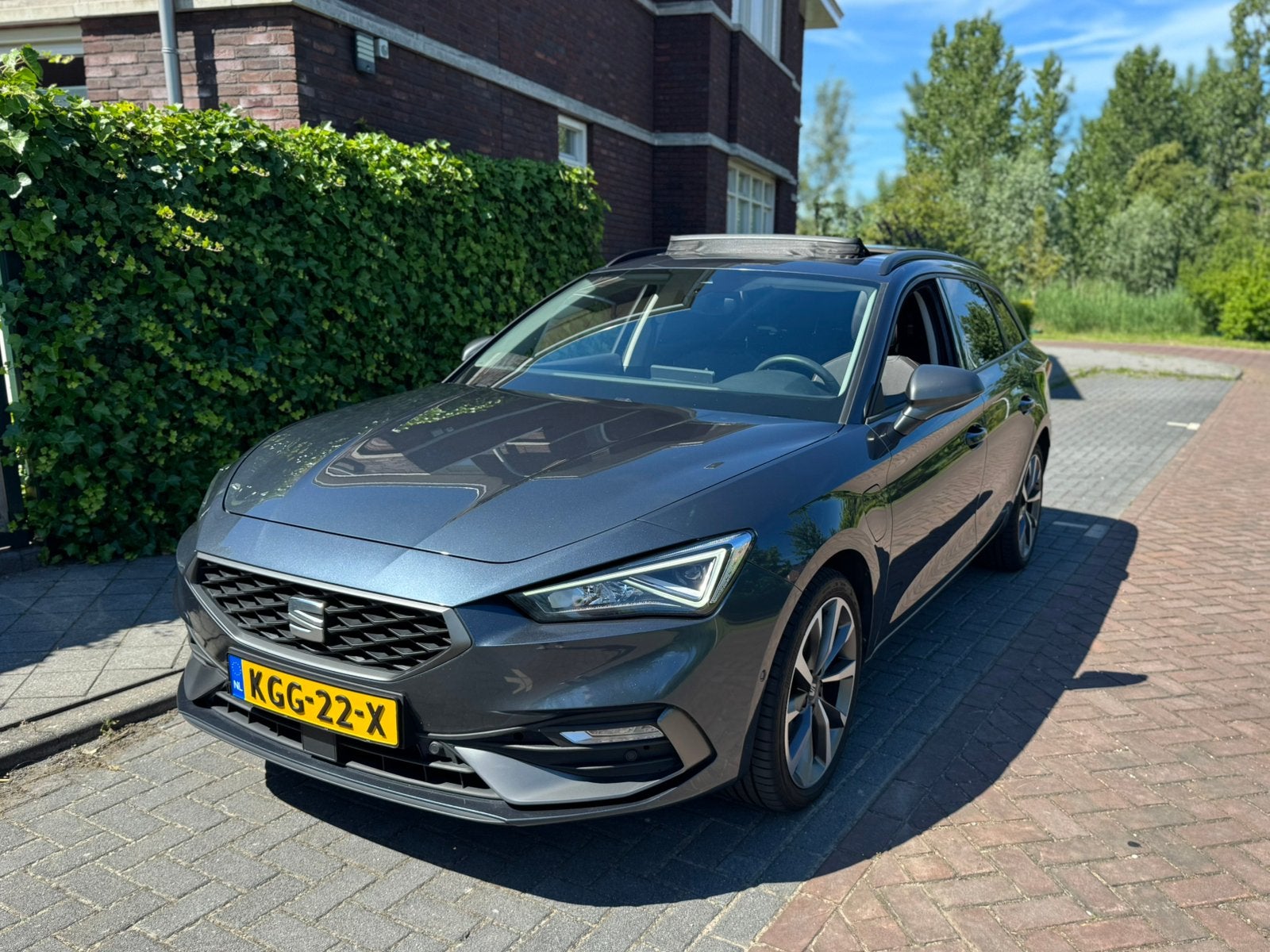 Seat Leon 1.4 hybrid FR-line Pano | ACC | Camera | Keyless, 77 km/l, 4 cilinders, Leon, Plug-in hybride