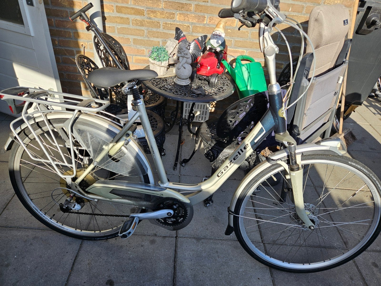 gazelle fiets met 24 versnelingen, Ophalen