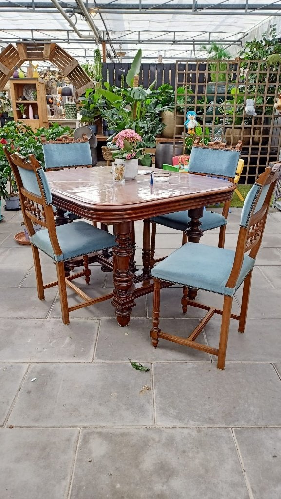 Complete set klassiek houten tafel met 4 stoelen, Huis en Inrichting, Ophalen, Overige materialen, Gebruikt, Klassiek