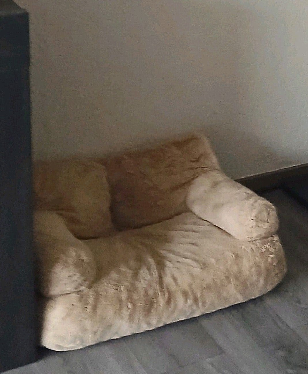 honden mand in bank vorm, Ophalen of Verzenden, Nieuw, Pluche