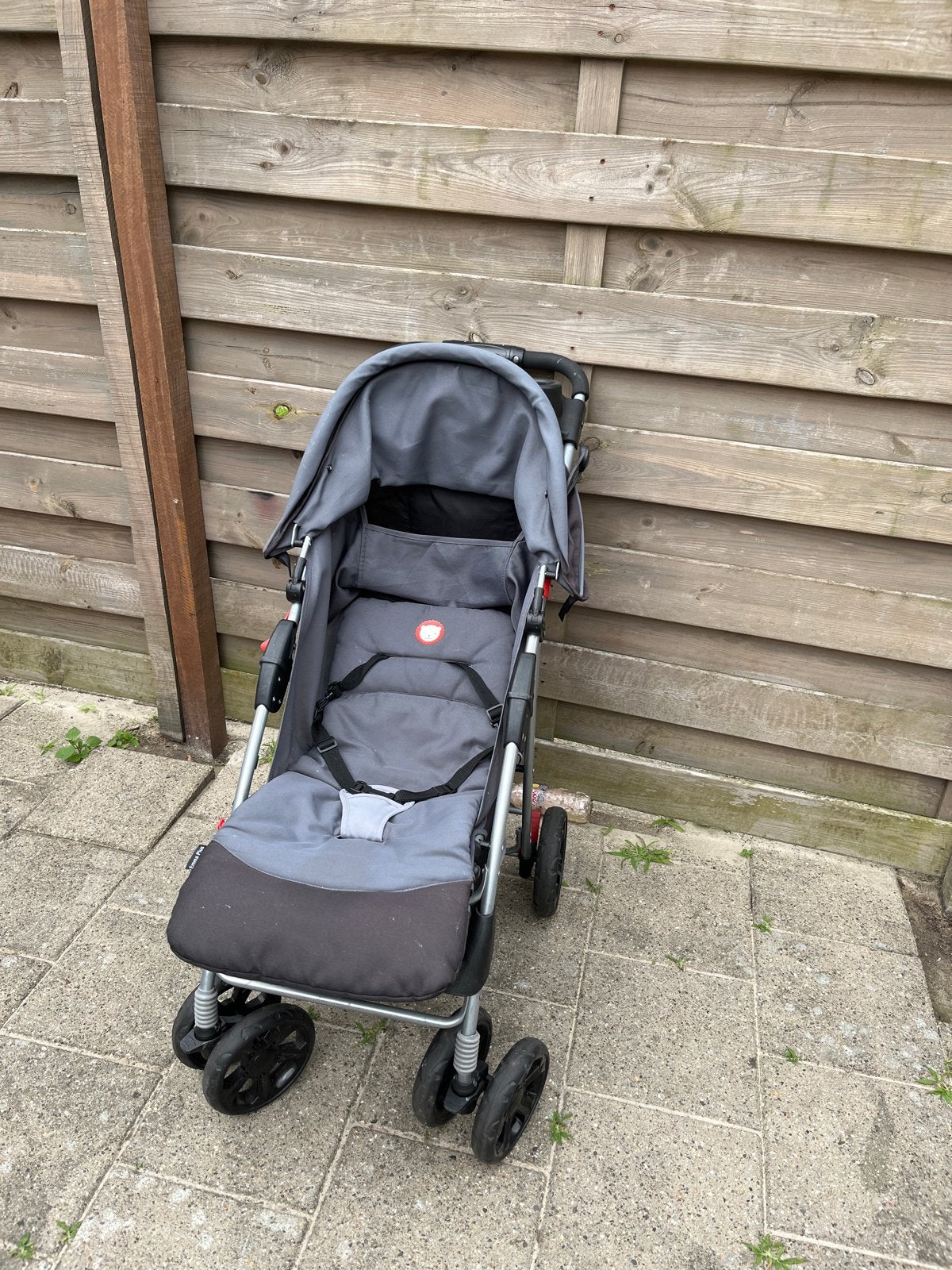 Handige en compacte grijze buggy, Ophalen, Gebruikt, Overige merken, Verstelbare rugleuning