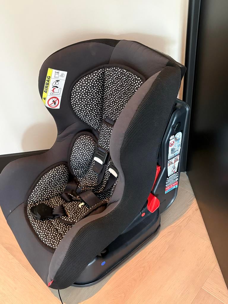 HEMA autostoel zo goed als nieuw, Autogordel, 9 t/m 18 kg, Zijbescherming, Zo goed als nieuw
