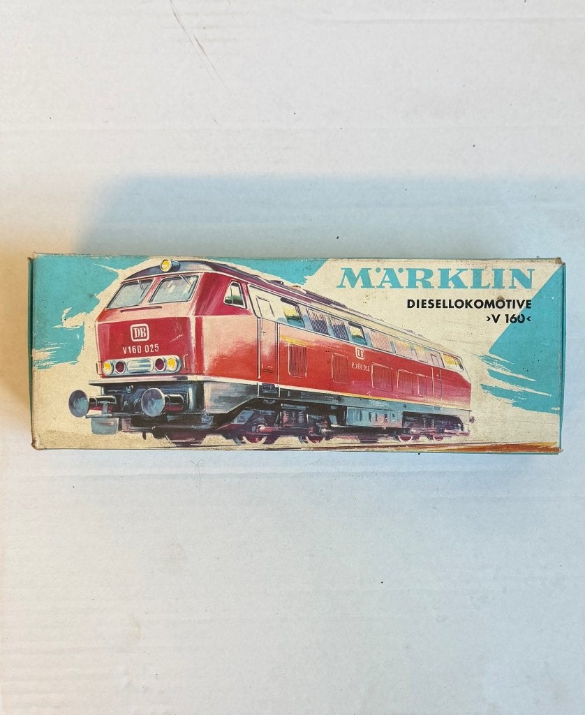 Märklin H0 verzameling: V160, 3 locs, 14 wagons en M-rails, Ophalen, Wisselstroom, Gebruikt, Rails