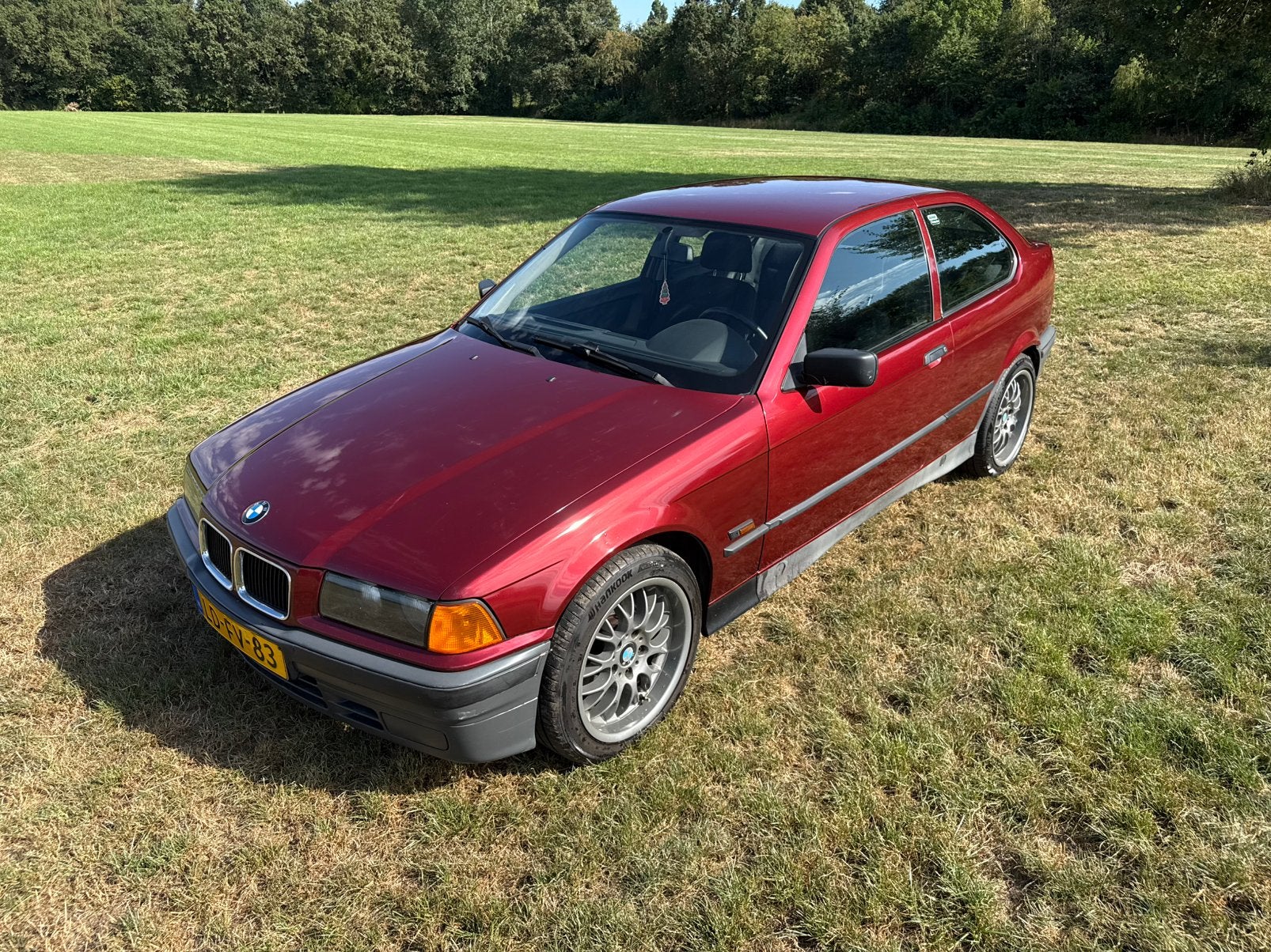 BMW 3-Serie 1.6 I 316 Compact AUT E2 1995 Rood, Auto's, Automaat, 1596 cc, Zwart, 4 cilinders