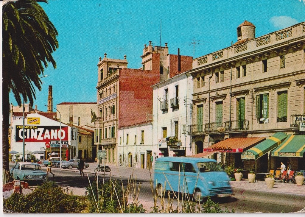 Spanje , Canet de Mar met auto's, DKW Schnellaster, Ophalen of Verzenden, 1960 tot 1980, Gelopen, Spanje