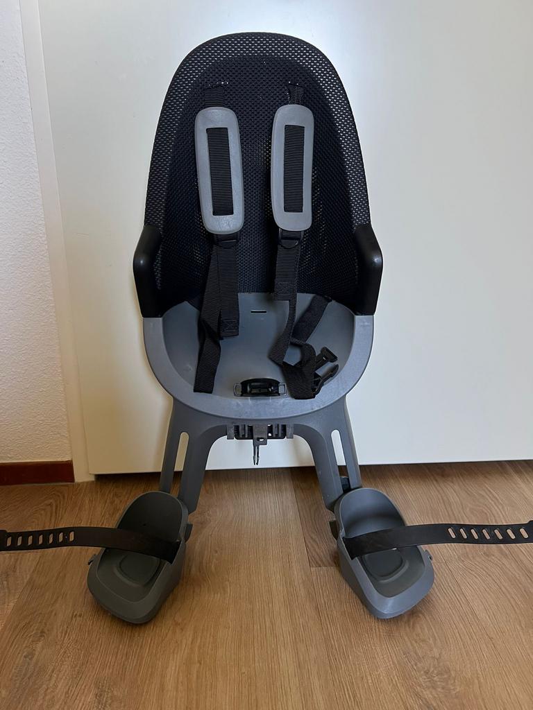Thule Yepp Nexxt Maxi Kindersitz met windscherm, Ophalen of Verzenden, Zo goed als nieuw, 9 t/m 18 kg, Achterzitje