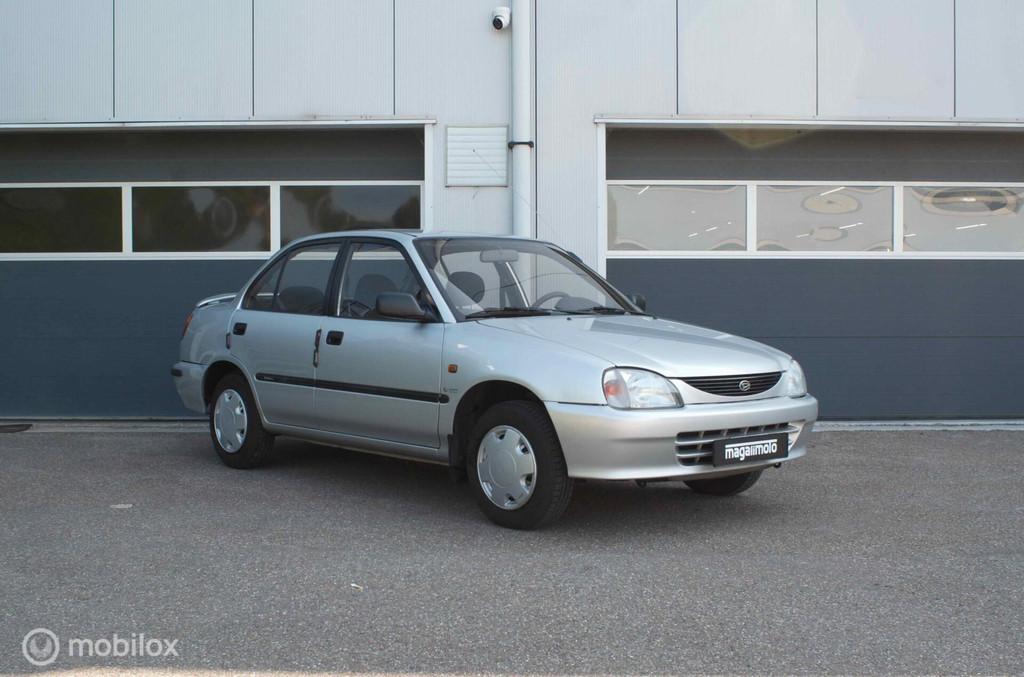Daihatsu Valéra 1.5-16V SXi | Automaat | Org NL | 2e eign., Stof, 4 cilinders, 400 kg, Origineel Nederlands