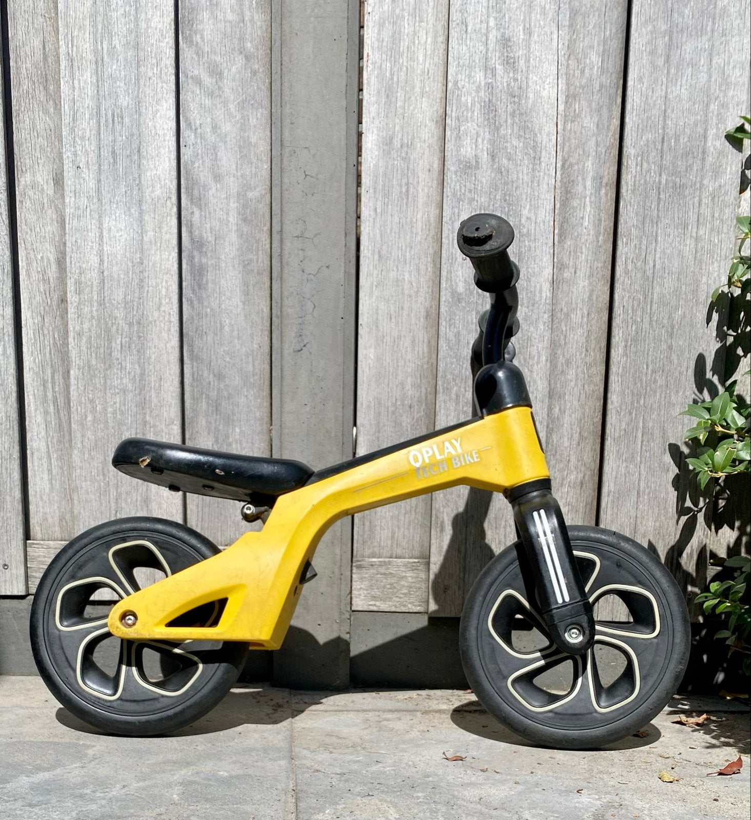 QPLAY TECH BIKE Loopfiets - Geel