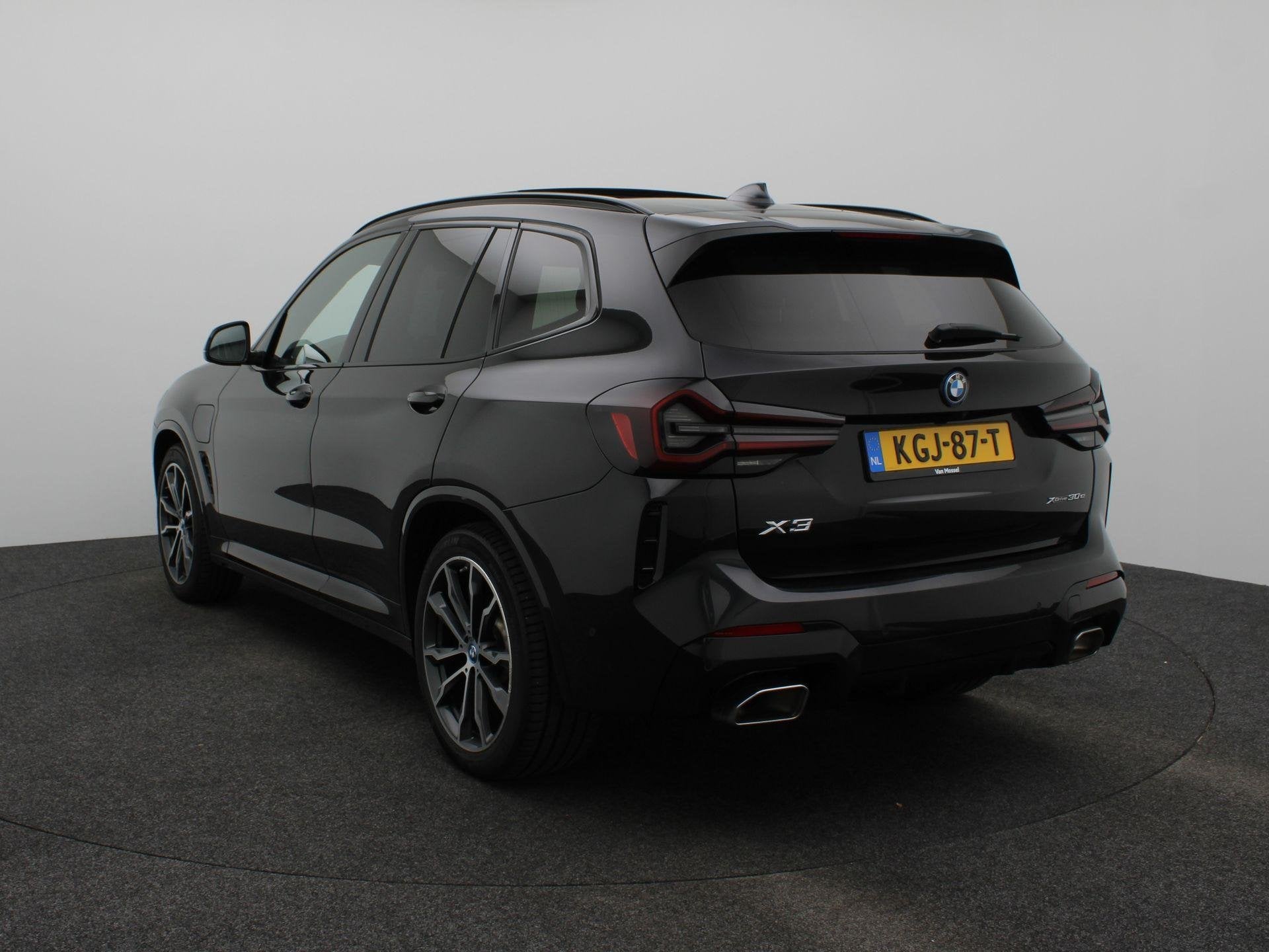 BMW X3 xDrive30e High Executive Automaat | M-Sport plus Pack, Auto's, BMW, Gebruikt, Zwart, Vierwielaandrijving, Blauw