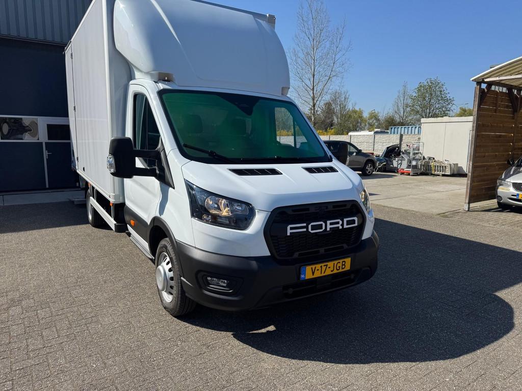 Ford TRANSIT 350 165PK NL Auto BOMVOL bakwagen dubbellucht m, Auto's, Bestelauto's, 2827 kg, 4 cilinders, Wit, Bedrijf