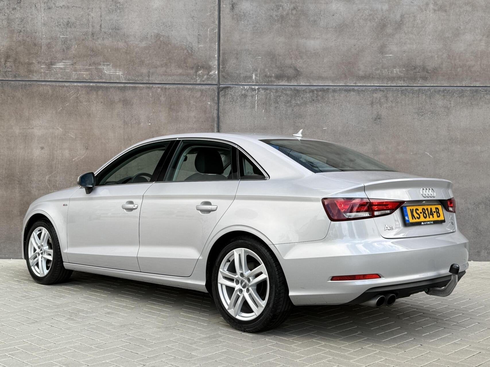 Audi A3 Limousine 1.4 TFSI Ambiente Pro Line Plus | Trekhaak, Auto's, Gebruikt, 4 cilinders, Met garantie (alle), 1210 kg