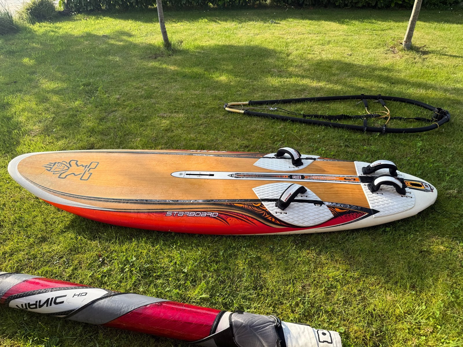 Complete Windsurfset: Starboard Carve, Gaastra Manic HD 5.0, Watersport en Boten, Windsurfen, Ophalen, 250 tot 300 cm, 3.5 tot 5 m²