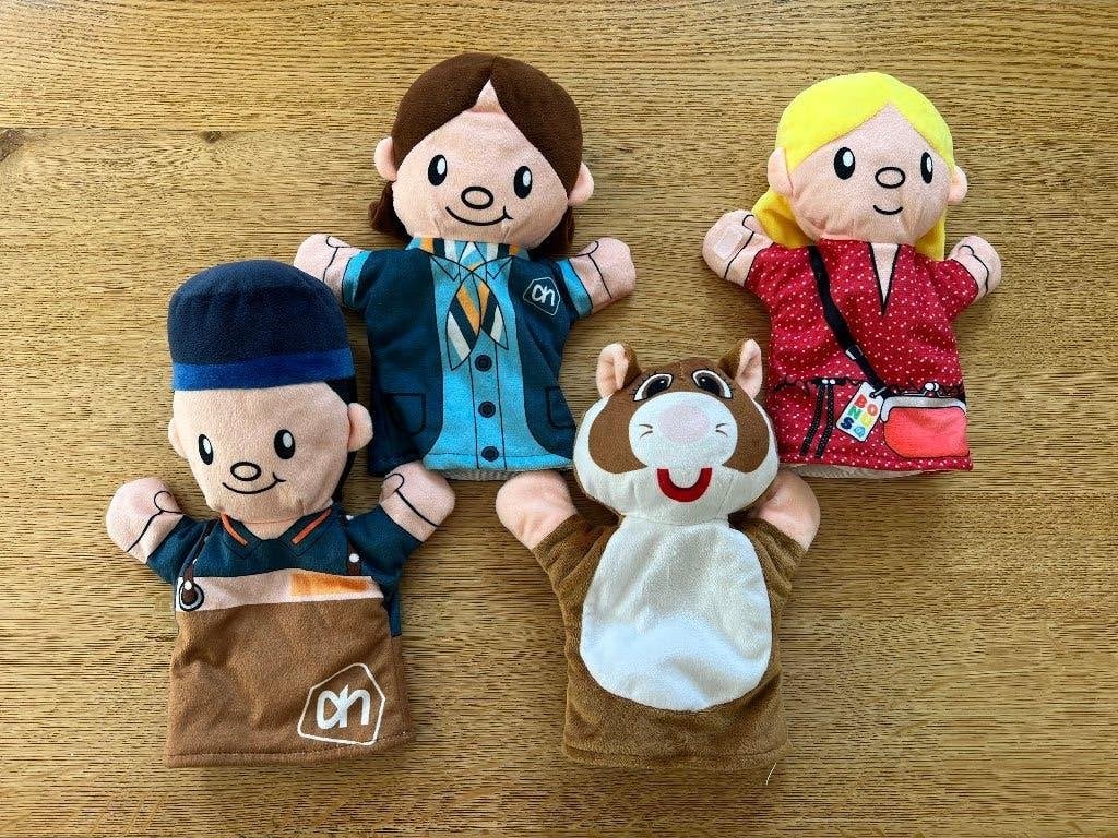 Albert Heijn handpoppen set van 4 medewerker, klant, hamster, Overige typen, Zo goed als nieuw, Wasbaar, Meerkleurig