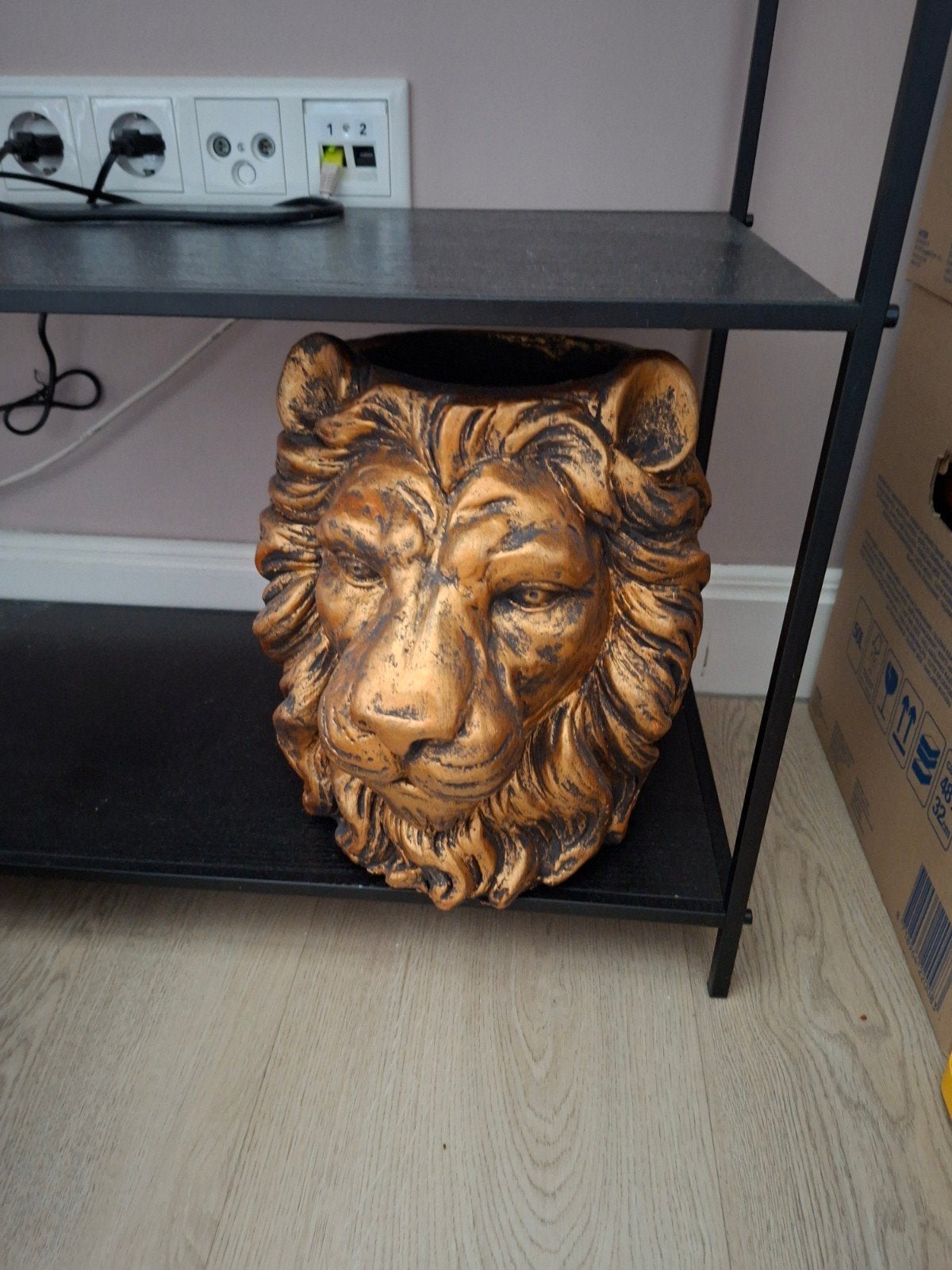 Gouden Leeuwenkop Bloempot/Decoratie, Huis en Inrichting, Vintage, Gebruikt, Ophalen of Verzenden, Goud
