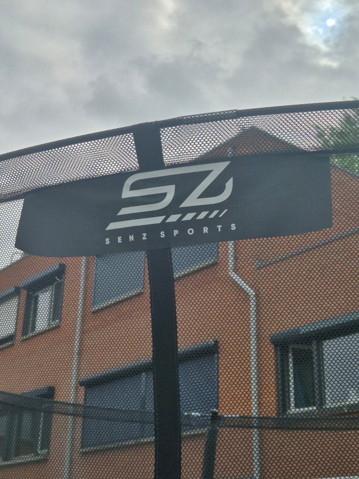 Trampoline., Ophalen, Zo goed als nieuw