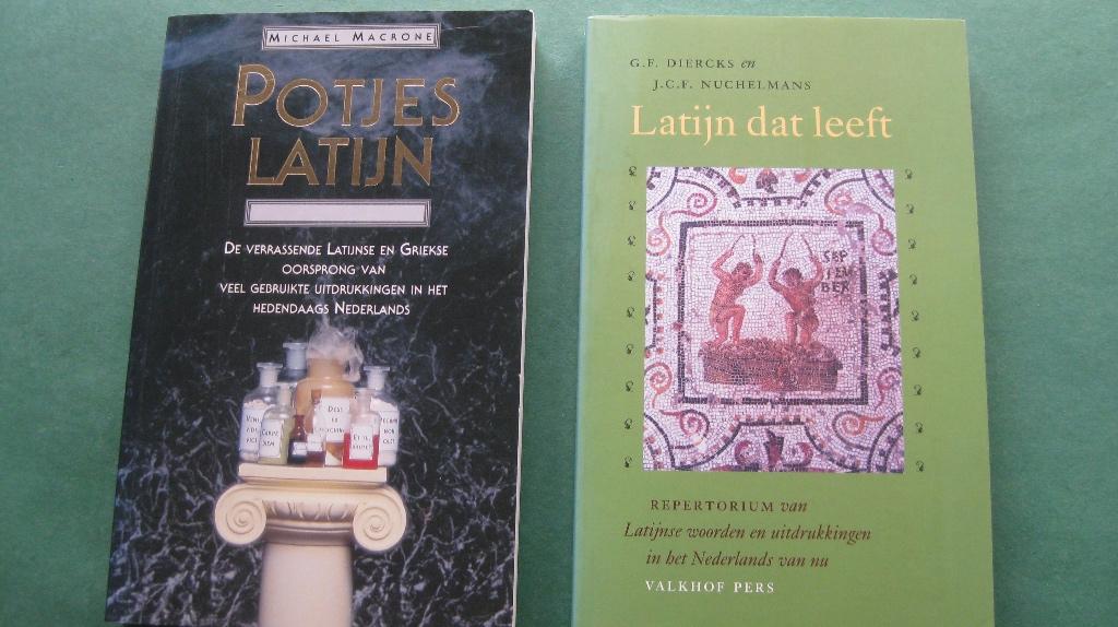 2 boeken Latijn, Boeken, Taal | Overige Talen, Zo goed als nieuw, Non-fictie, Ophalen of Verzenden