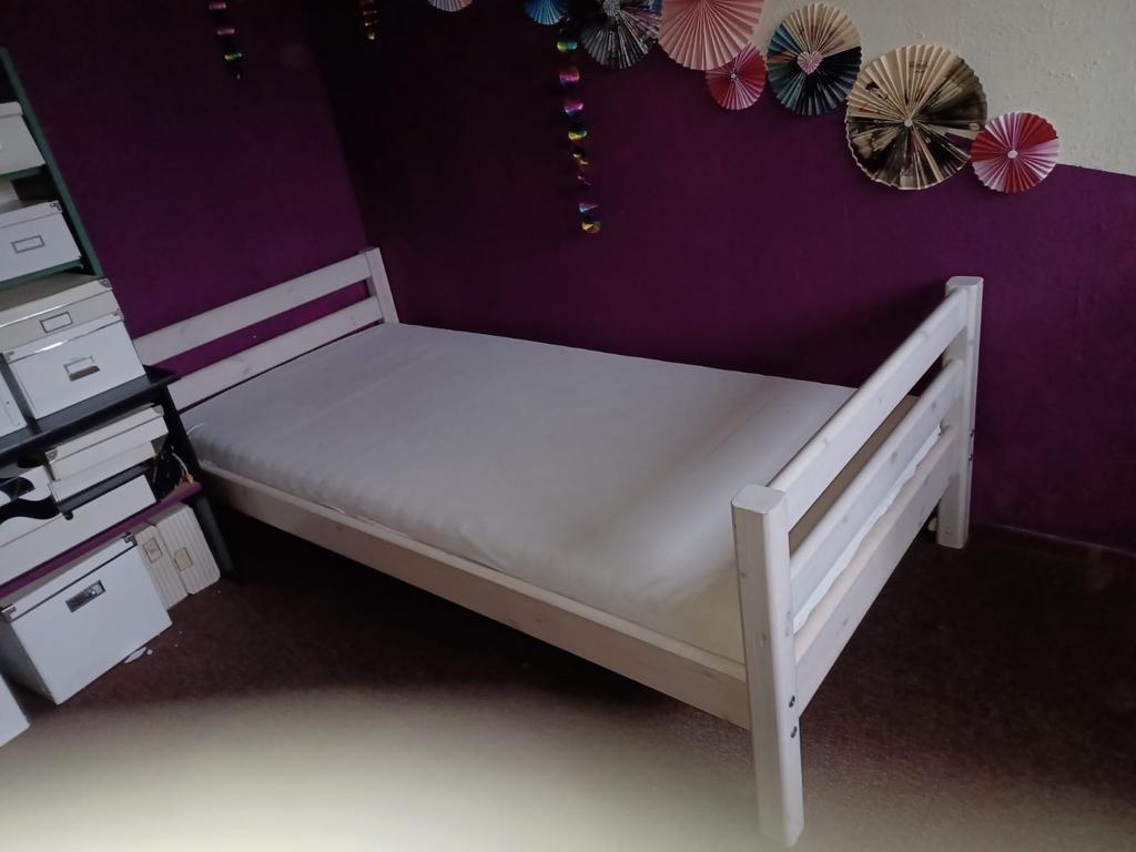 Wit eenpersoonsbed met matras - 100x209 cm, Ophalen, 100 cm, Eenpersoons, Zo goed als nieuw