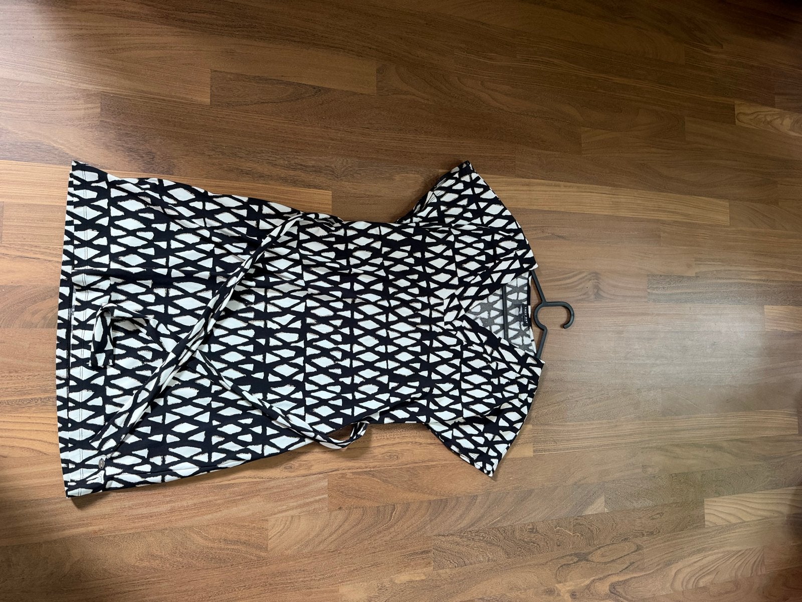 Lady Day jurkje zwart/wit patroon maat L, Kleding | Dames, Ophalen, Zo goed als nieuw, Maat 42/44 (L), Zwart