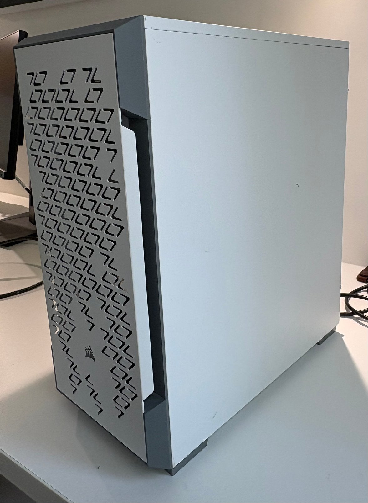 Gaming PC wit | Ryzen 7 3700X | RTX 2060 | 32GB | 980 SSD, Ophalen, Zo goed als nieuw