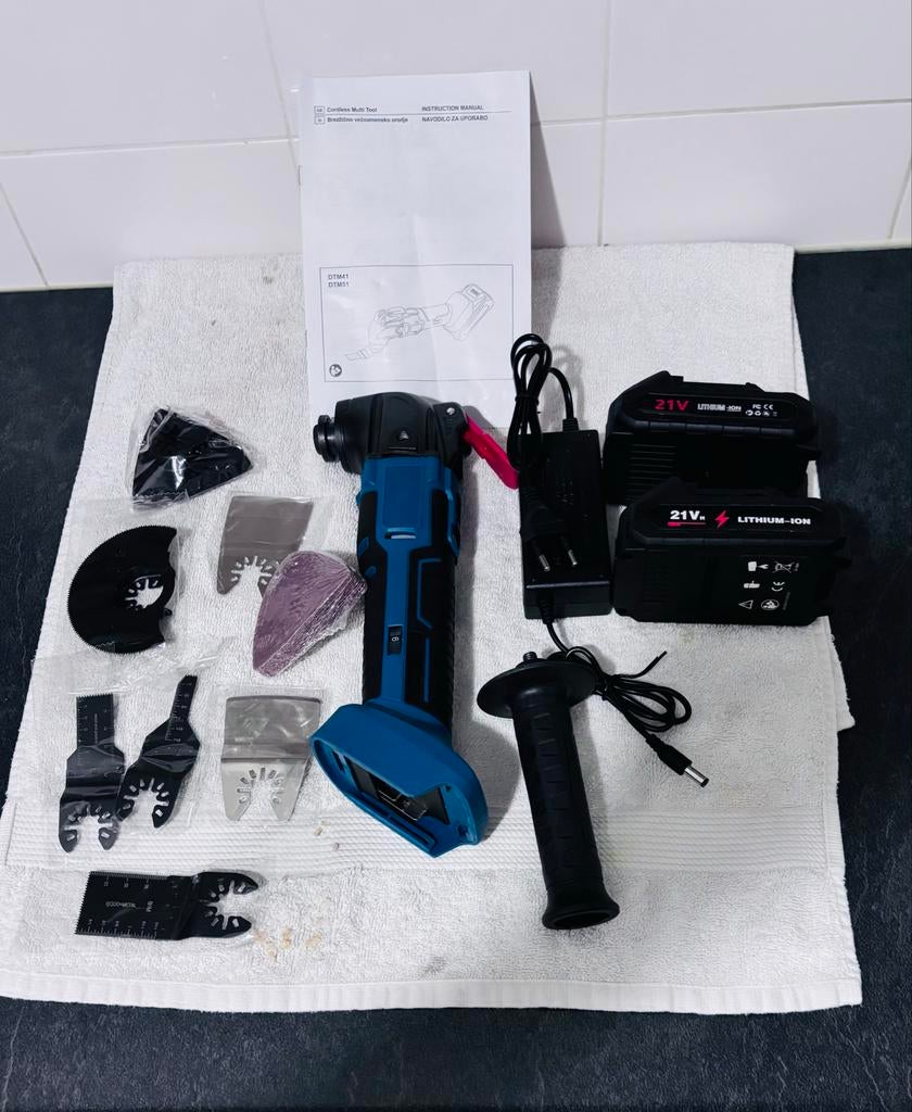 Nieuwe Multitool Set Incl. 2 Accu's & Accessoires, Ophalen of Verzenden, Nieuw