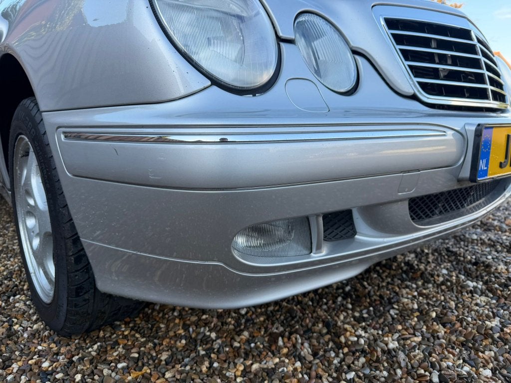Mercedes-Benz E 320 4-MATIC | Kombi | Blijvend Youngtimer, foto 4