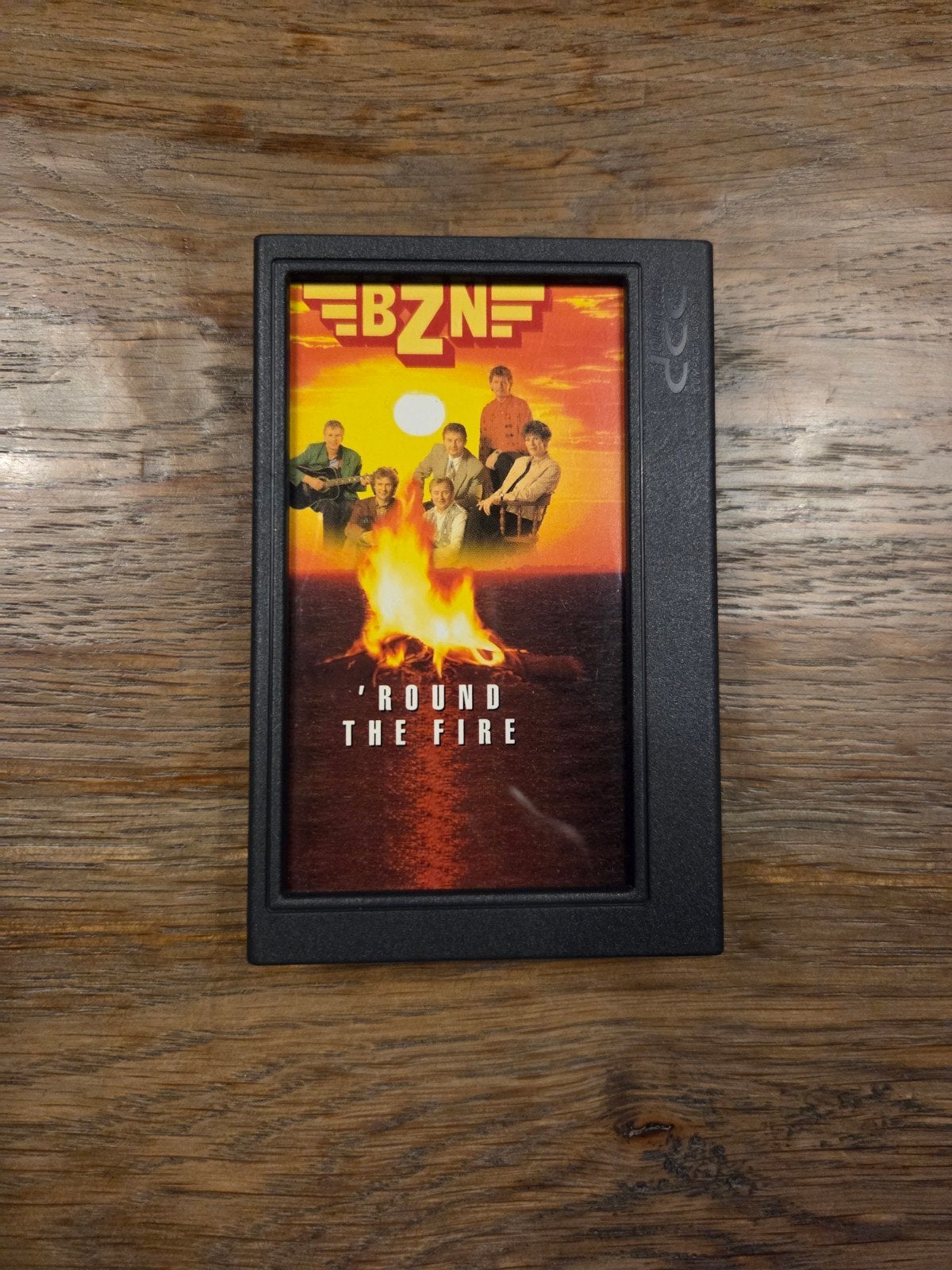 BZN - 'Round The Fire' DCC (Digital Compact Cassette), Gebruikt, 1 bandje, Ophalen of Verzenden, Origineel