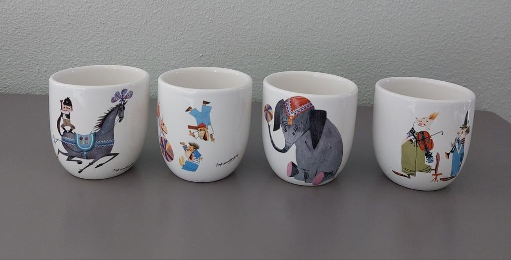 VEDA Fiep Westendorp 4 mokjes Circus  🐘🎪, Huis en Inrichting, Ophalen of Verzenden, Zo goed als nieuw, Overige stijlen, Kop(pen) en/of Schotel(s)