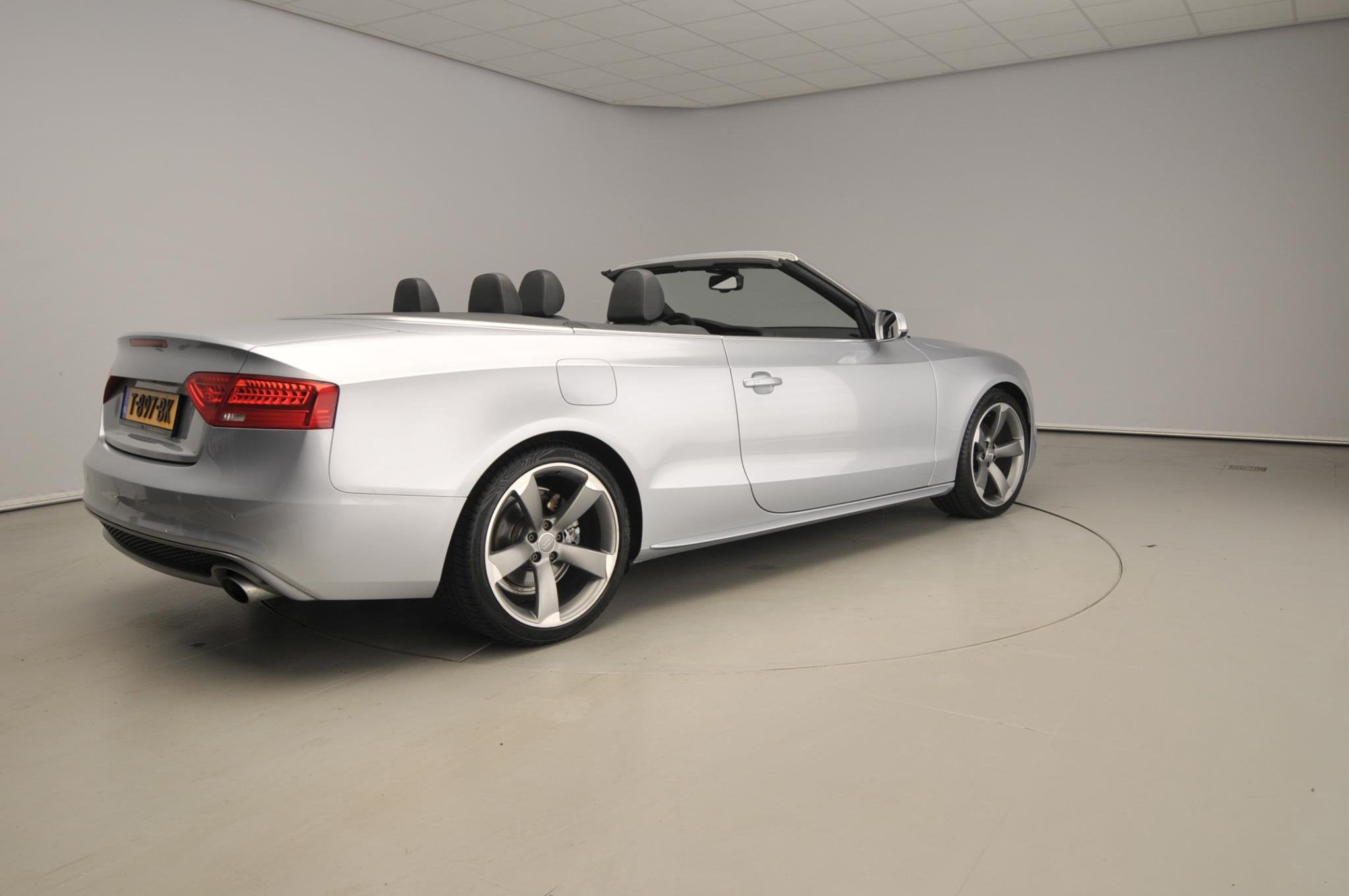 Audi A5 Cabriolet 2.0 TFSI 224pk quattro Sport Edition | Tre, Auto's, Audi, Automaat, Stof, 4 cilinders, 4 stoelen