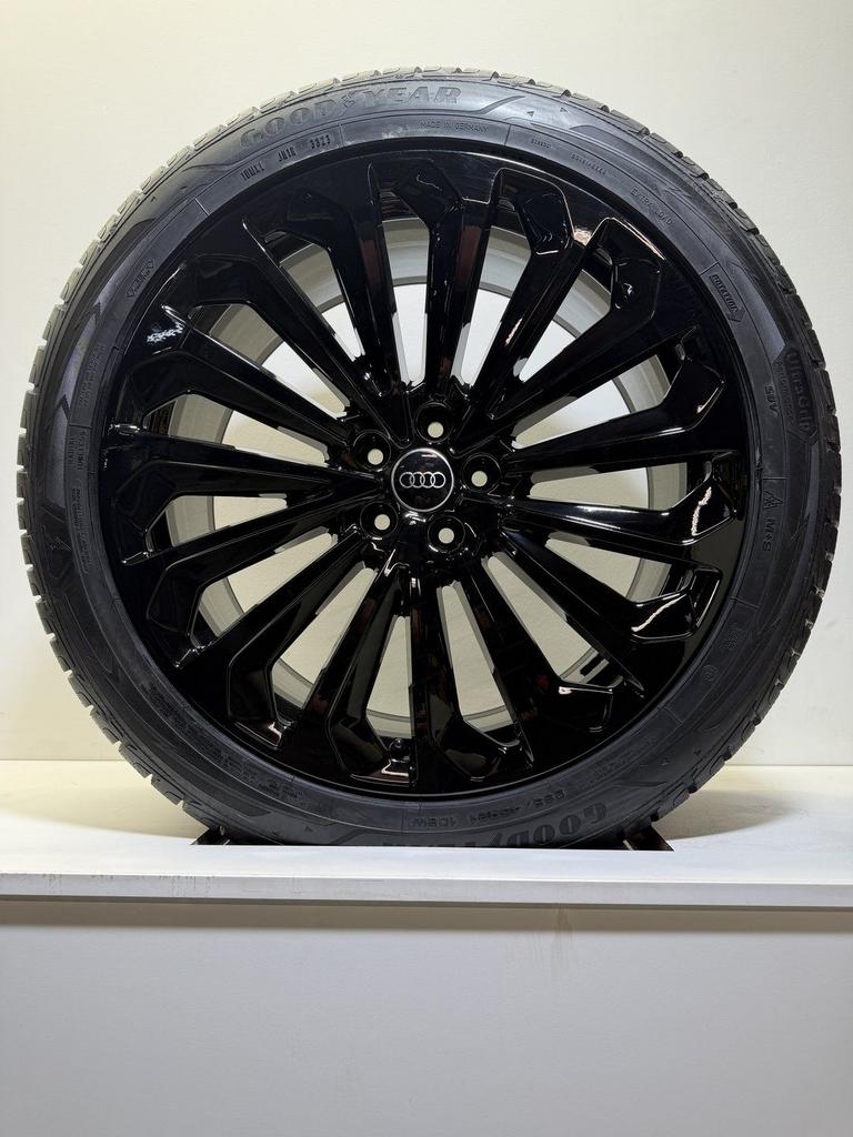 NIEUW 21’’ AUDI ETRON Q8 Q7 4KE WINTERBANDEN TPMS ORIG RS, Auto-onderdelen, -, 265 mm, -, Banden en Velgen