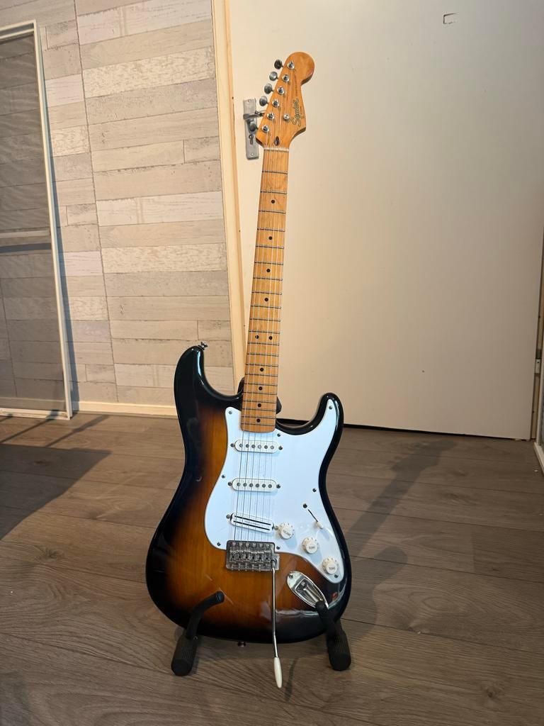 Squier Stratocaster 50s vibe met Seymour Duncan Hotrail, Ophalen of Verzenden, Zo goed als nieuw, Solid body, Overige merken