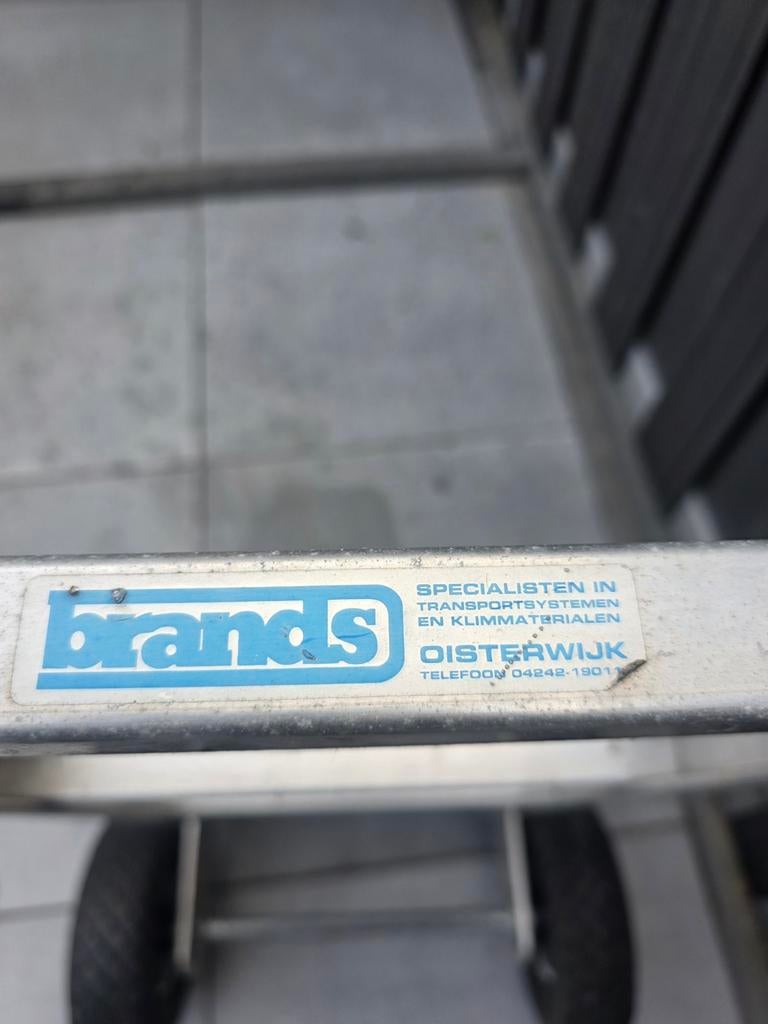 Stevige steekwagen van Brands Oisterwijk, 100 liter of meer, Ophalen of Verzenden, Gebruikt, Steekwagen