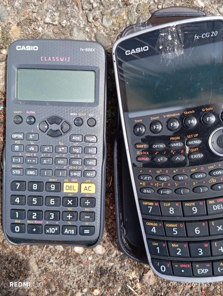 Casio fx-82EX ClassWiz & fx-CG 20 Grafische Rekenmachines, Ophalen