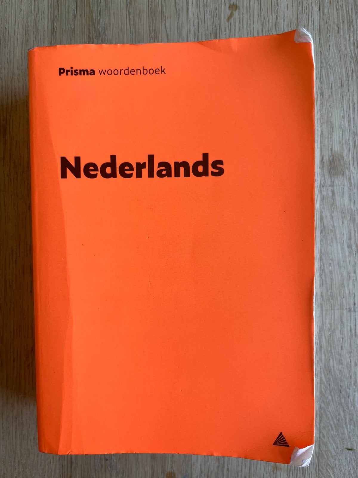 Prisma woordenboek Nederlands - Compact en Actueel, Boeken, Woordenboeken, Zo goed als nieuw, Nederlands, Prisma of Spectrum, Ophalen of Verzenden