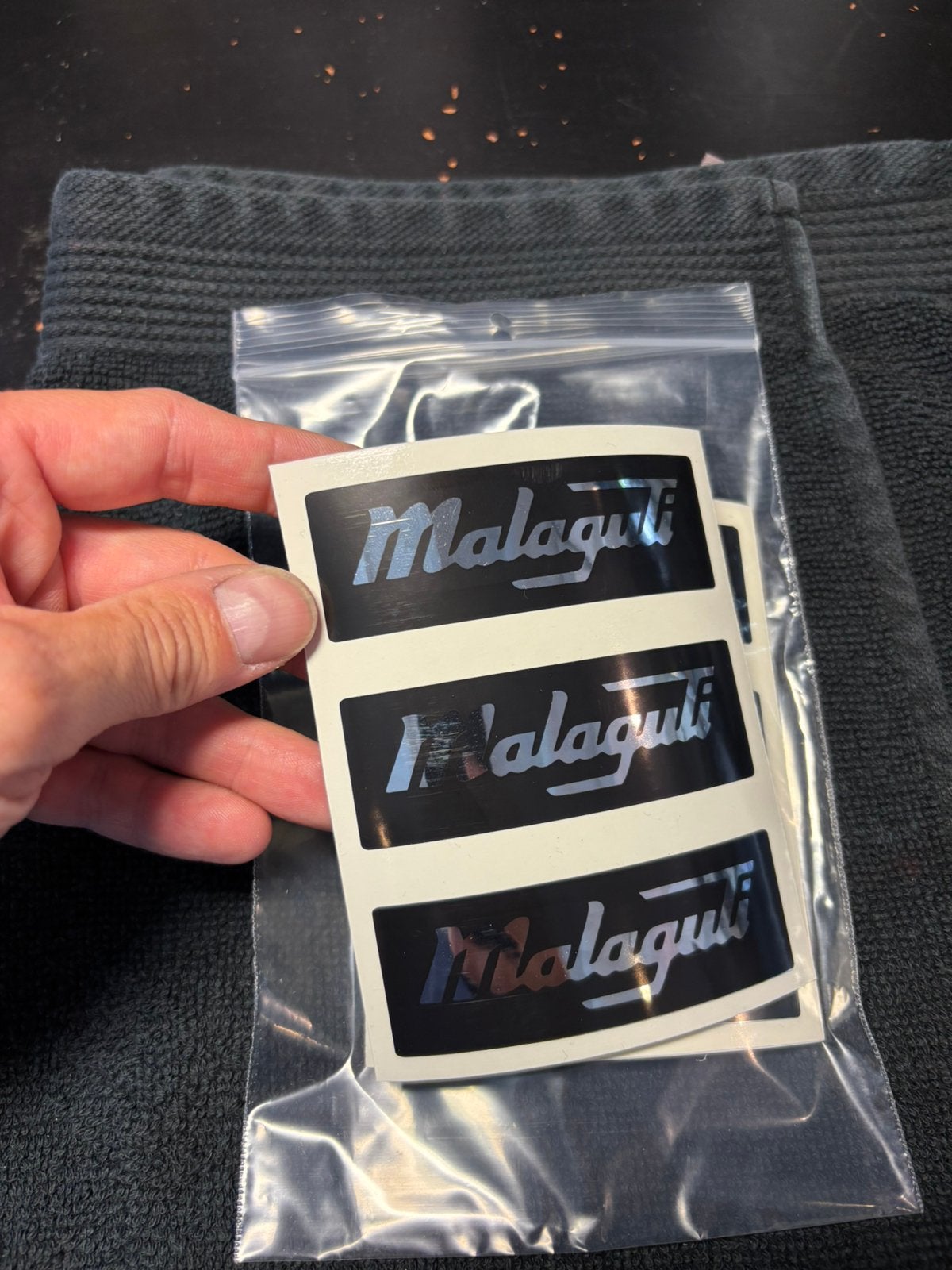 Malaguti F12 en F15 carter sticker nieuw, Ophalen of Verzenden, Zo goed als nieuw, Blok