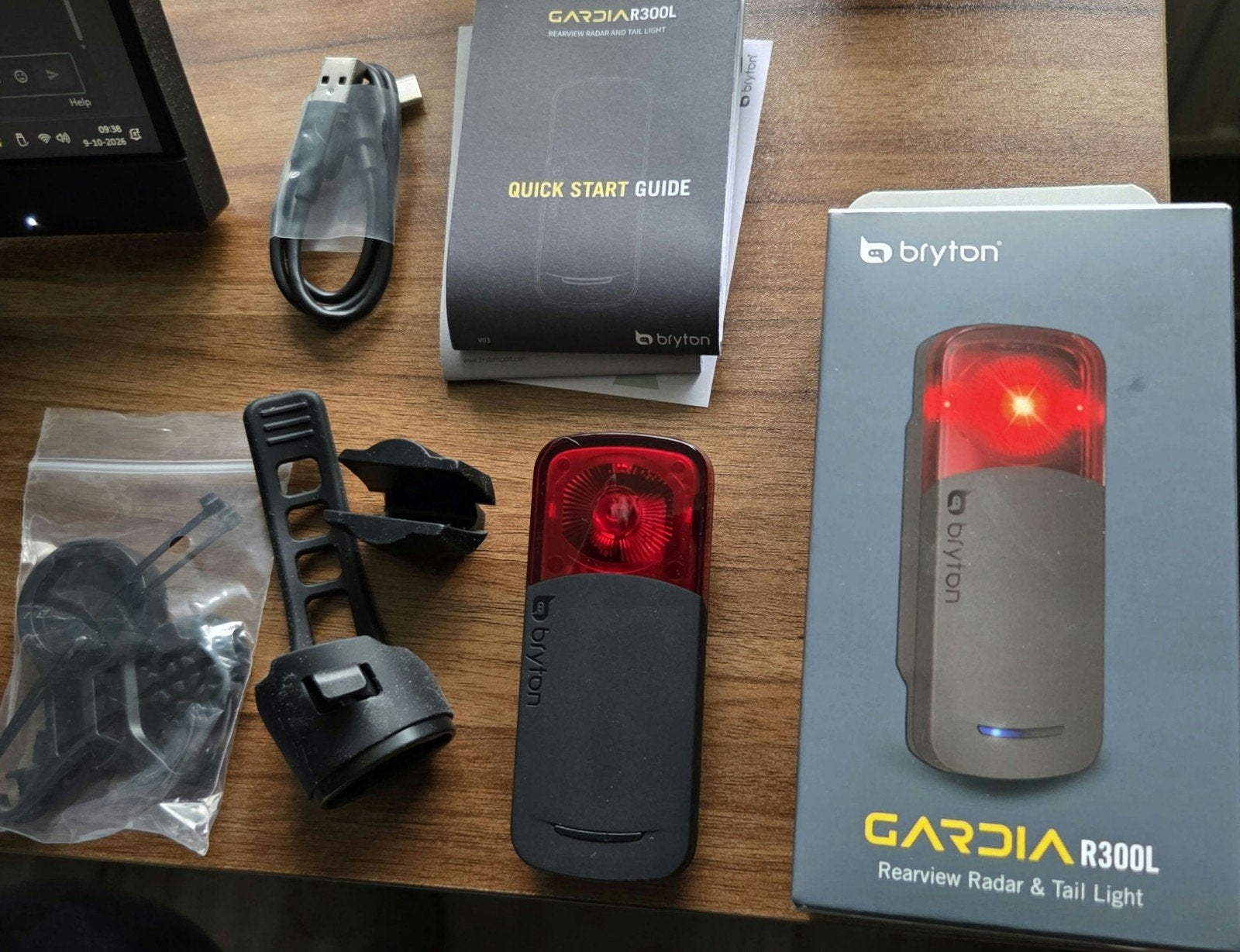 Bryton Gardia R300L Achteruitkijk Radar & Achterlicht, Fietsen en Brommers, Achterlicht, Nieuw, Ophalen of Verzenden, Oplaadbaar