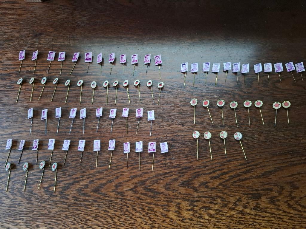 Fotospeldjes van diverse bekende oud voetballers(zie tekst), Verzamelen, Speldjes, Pins en Buttons, Ophalen of Verzenden, Gebruikt