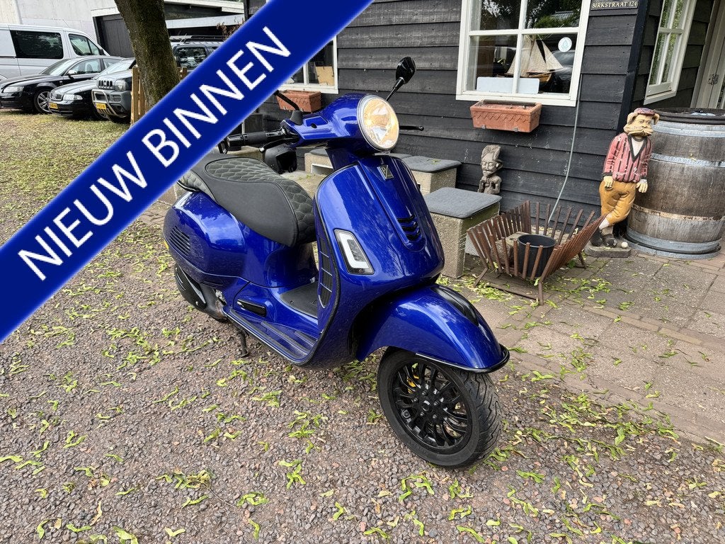 Vespa GTS 300 i.e. Touring ABS (bj 2018), Bedrijf, Info@advandermeer.nl, Overig, Birkstraat 124
3768HM  SOEST, NL