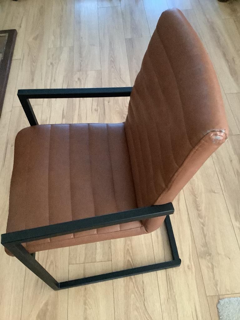 6 kamerstoelen gratis, Huis en Inrichting, Ophalen, Gebruikt, Bruin, Metaal