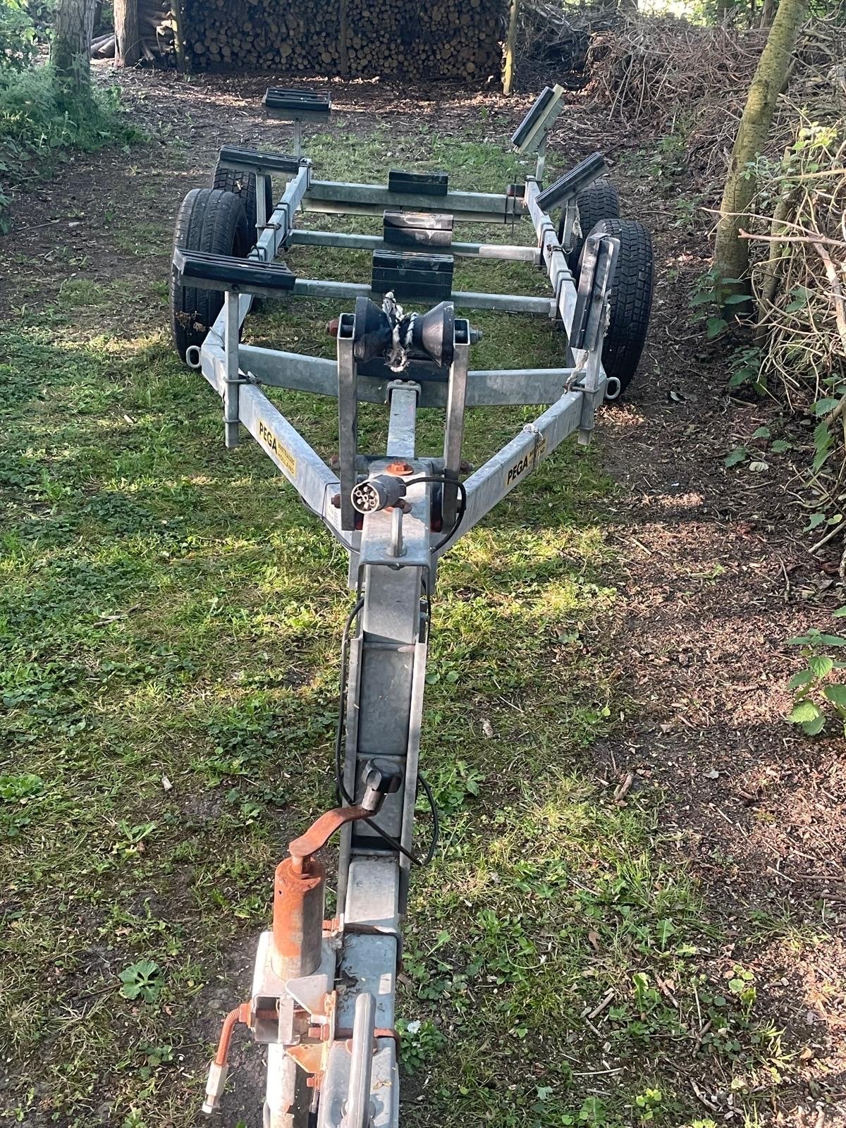 2-asser stallingstrailer met stutten, Watersport en Boten, Bootonderdelen, Gebruikt, Overige typen, Zeilboot of Motorboot, Ophalen