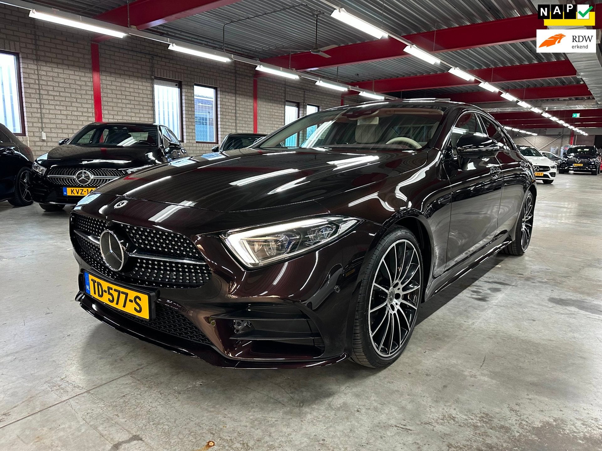 Mercedes-Benz CLS-klasse 450 4MATIC Premium Plus Designo, VO, Auto's, Dealer onderhouden, Gebruikt, 367 pk, Zwart