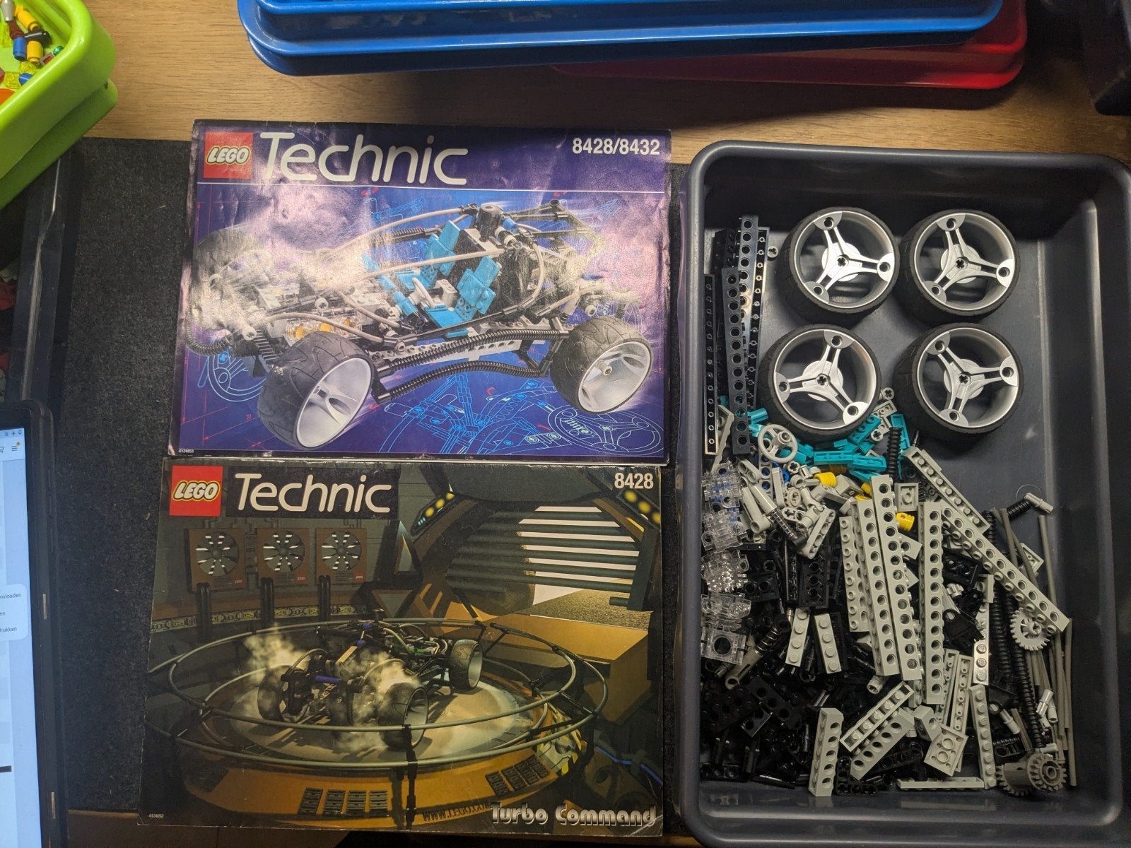 LEGO Technic 8428/8432 Turbo Command Racecar, Ophalen of Verzenden, Zo goed als nieuw