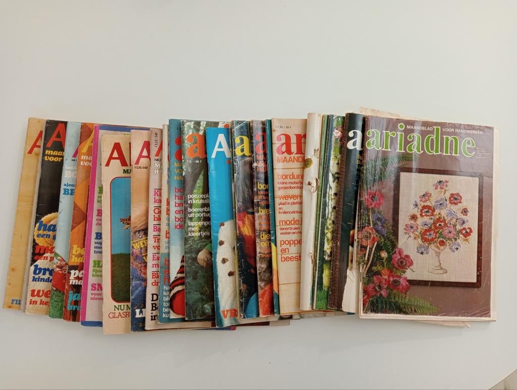Ariadne Handwerkbladen Collectie - Diverse Jaren, Ophalen of Verzenden, Gelezen, Overige typen