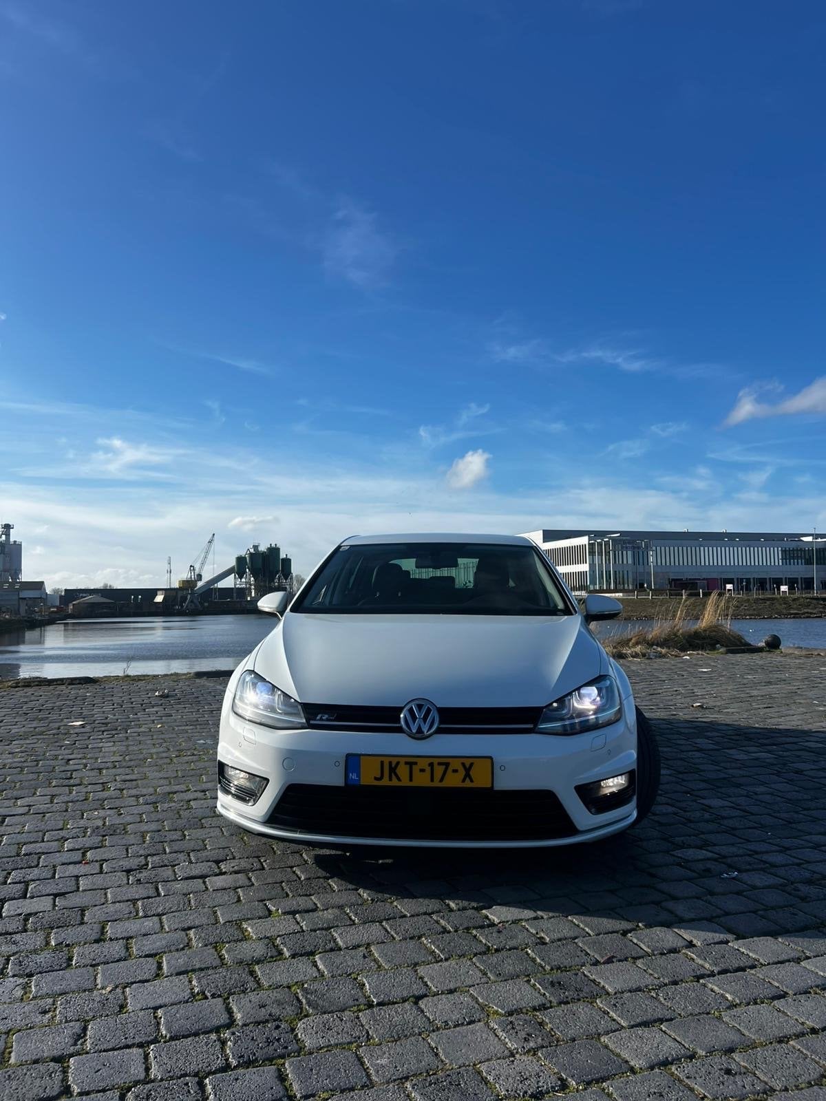 Volkswagen Golf 1.4 TSI 150PK 5D DSG 2016 Wit, 4 cilinders, 150 pk, Overige bekleding, Wit