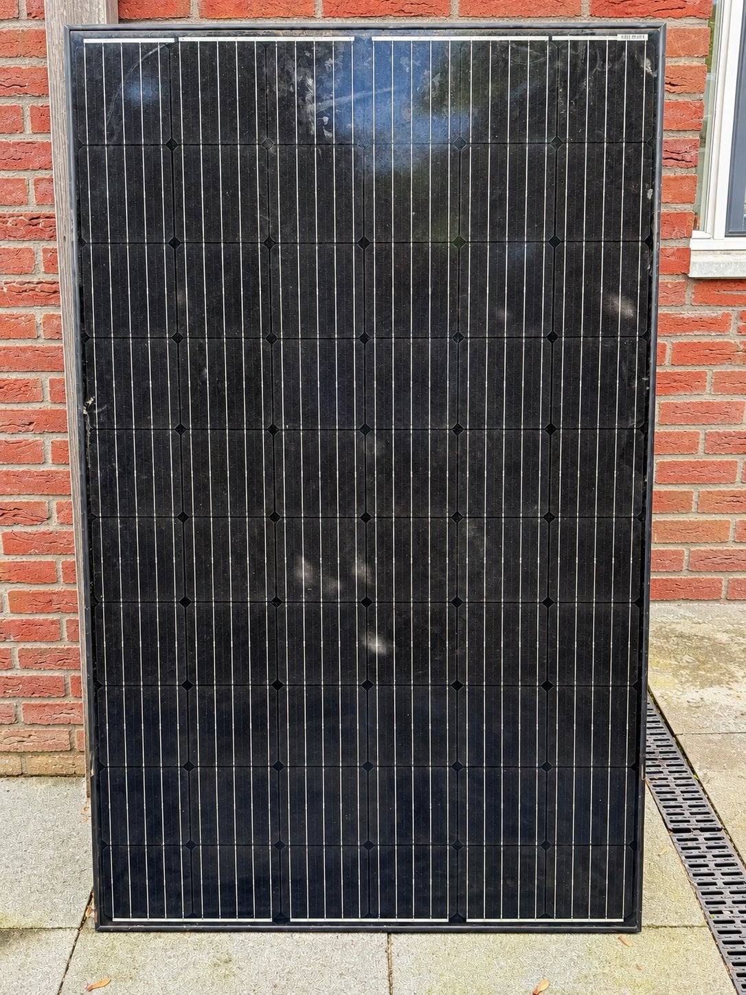 12 zonnepanelen 3.600 Wp + SolarEdge omvormer en montage, Ophalen, Gebruikt, Compleet systeem