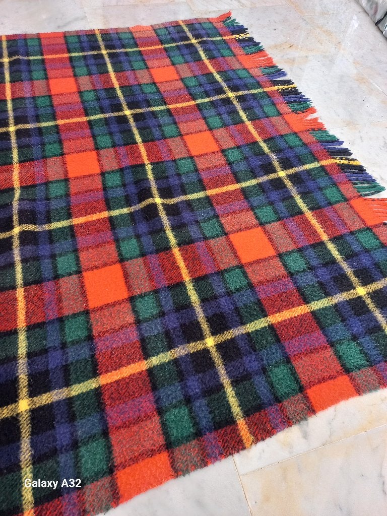 Geruite wollen plaid met franje, 160x140 cm, Ophalen of Verzenden, Zo goed als nieuw