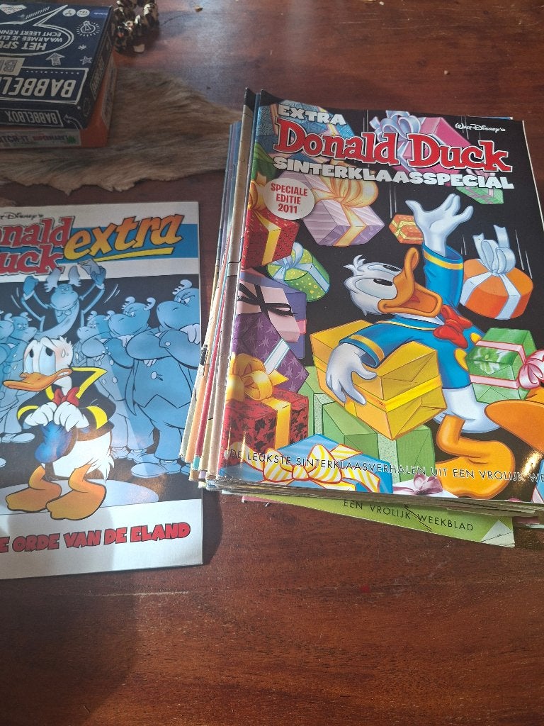 Donald duck jaargang 2011, 50 stuks, Ophalen of Verzenden, Zo goed als nieuw, Donald Duck, Meerdere stripboeken