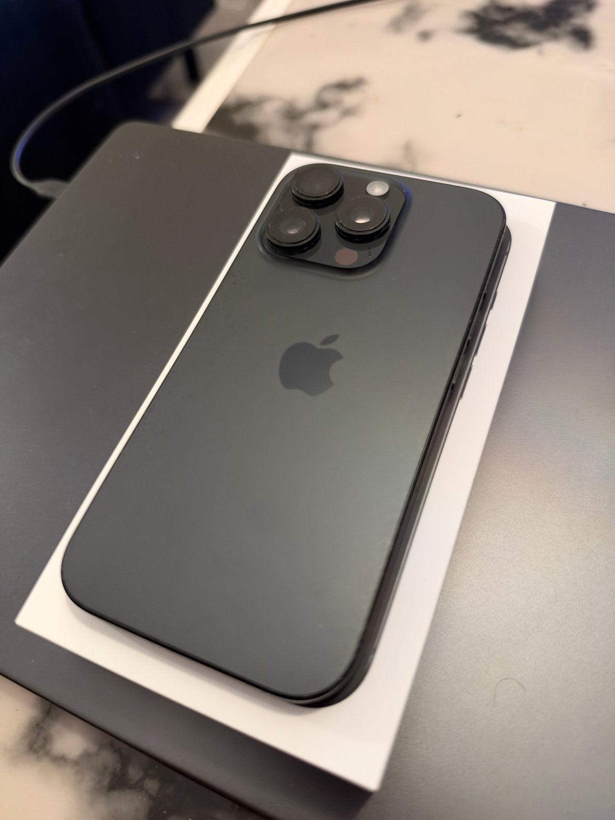 Foto 3 van iPhone 16 Pro  256GB zwart