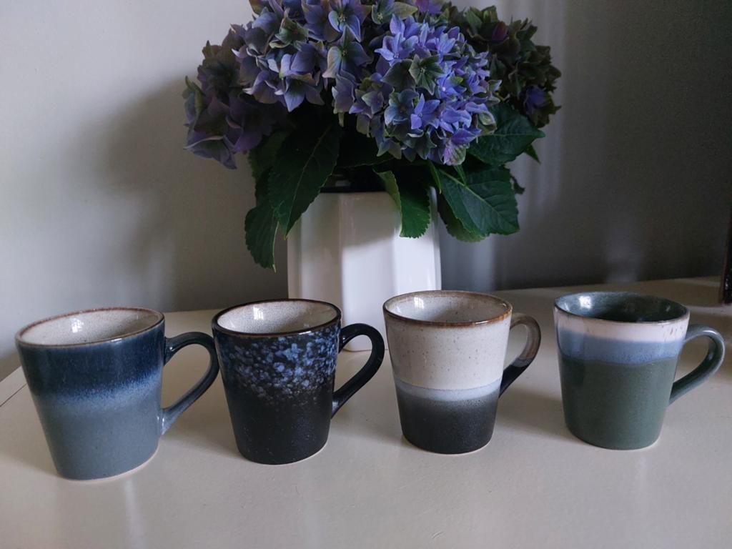 4 gave HK Living expresso kopjes 70's look, Huis en Inrichting, Keuken | Servies, Ophalen of Verzenden, Keramiek, Overige stijlen